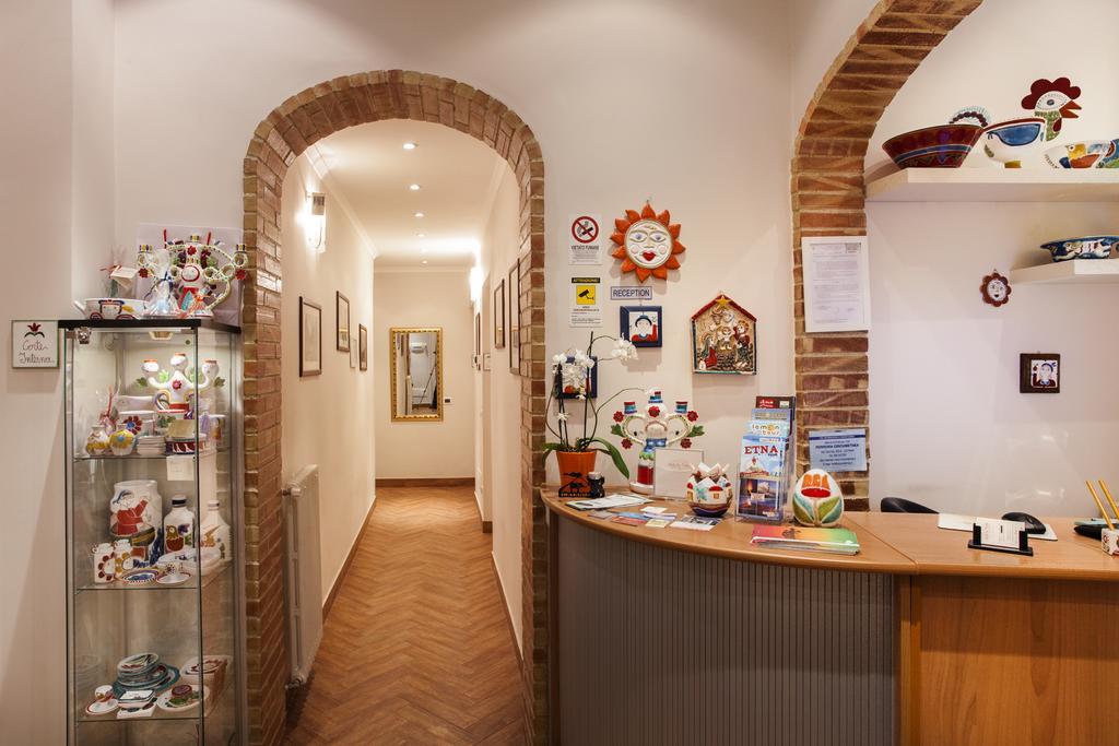 Antiche Volte Bed & Breakfast Катания Екстериор снимка